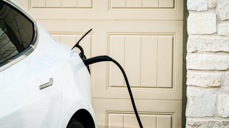 Building A Successful Home Charging Business Model - Improve your hardware offering with a future-proof EV charging platform.